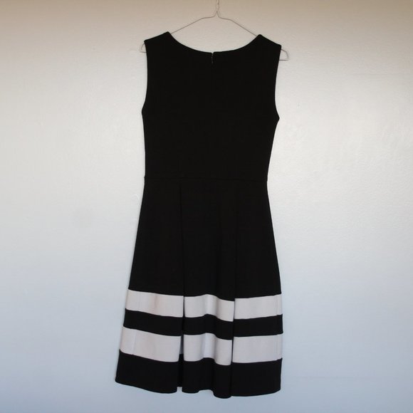 ✨🎹Calvin Klein Black & White Striped Dress - Picture 3 of 11